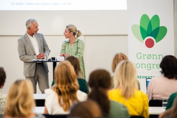 Foto: Diakonhjemmet sykehus Klinikkleder Kjetil Bergsmark og Lena Nordberg innledet Grønn kongress 2024
