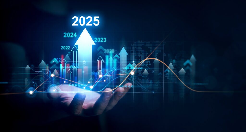 Bildet viserer flere piler som peker oppover, med flere årstall rundt. Fremhevet er en stor pil og årstallet 2025.