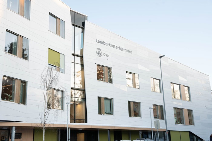 Fasade, situasjon -og aktivitetsbilder fra Lambertseterhjemmet.