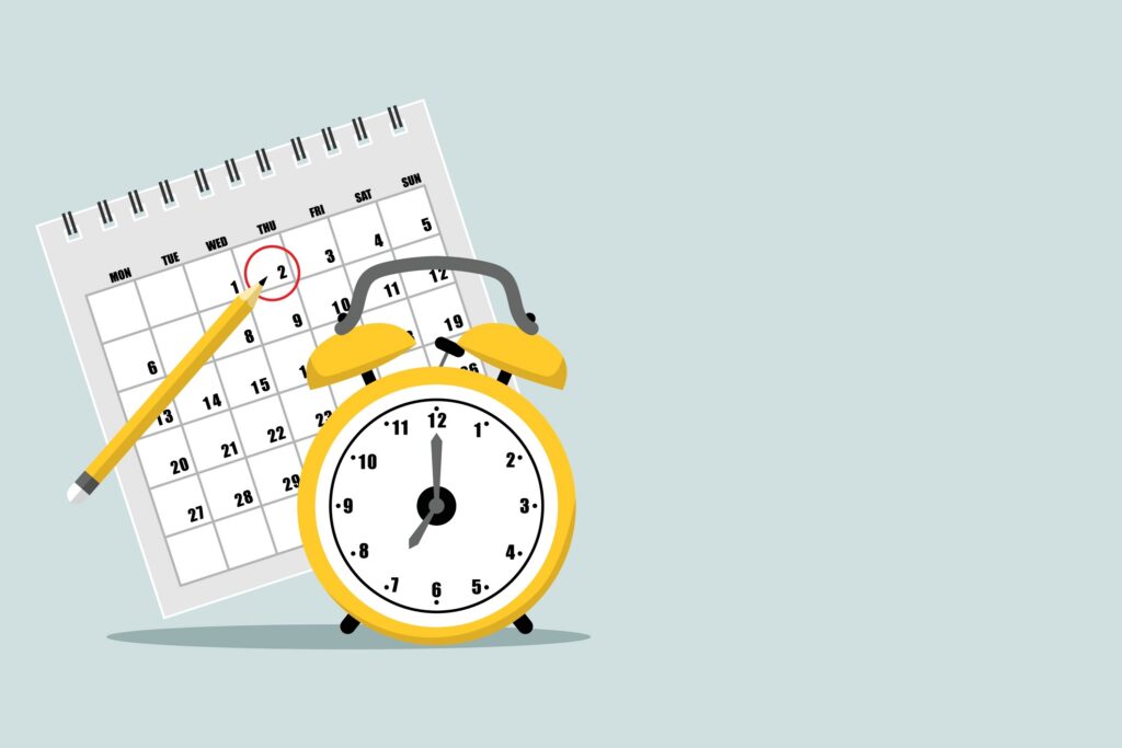 Bilde viser en klokke og en kalender og en penn som ringer rundt en dato.